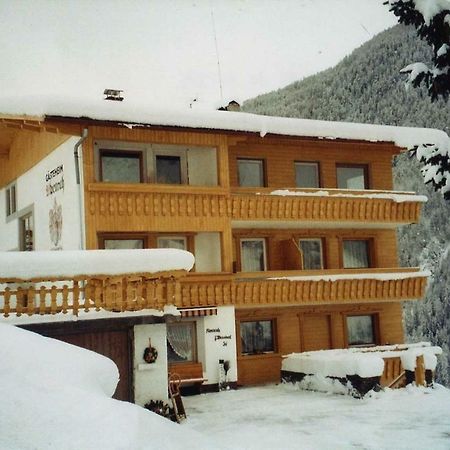 Gastehaus Alpenruh 호텔 Prägraten 외부 사진